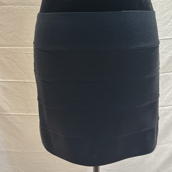 Bandage mini skirt - Picture 2 of 4